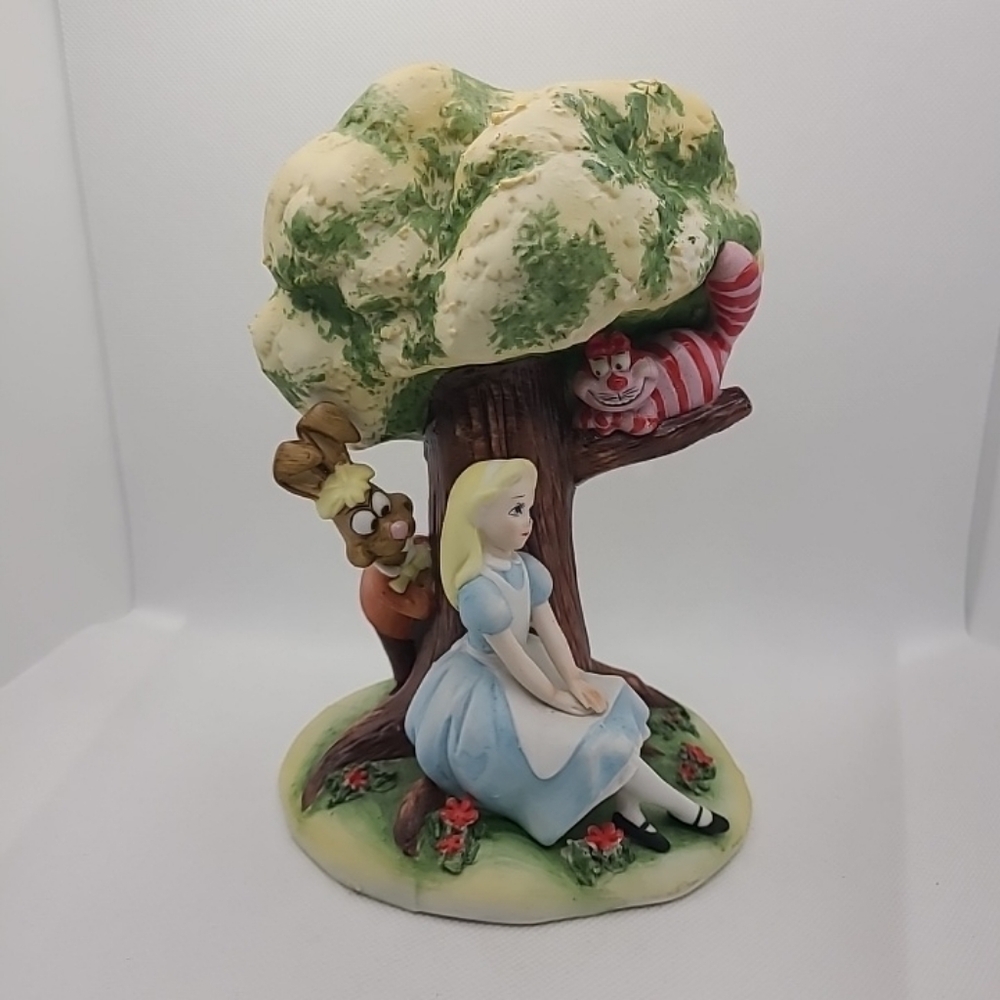 Walt Disney Productions Porcelain Tree Alice in Wonderland 7.25" NO BOX